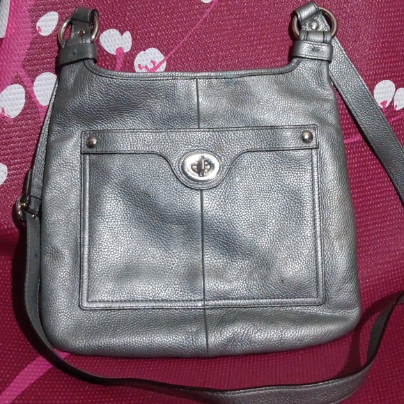 Coach, Swingpack F16533 Penelope Grey Pebbled Leather Cross Body Bag - Picture 1 of 6